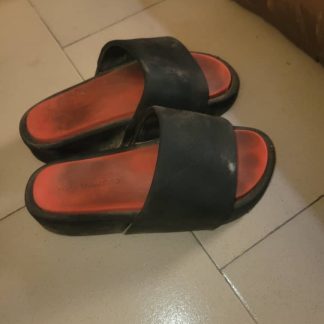 Shoe